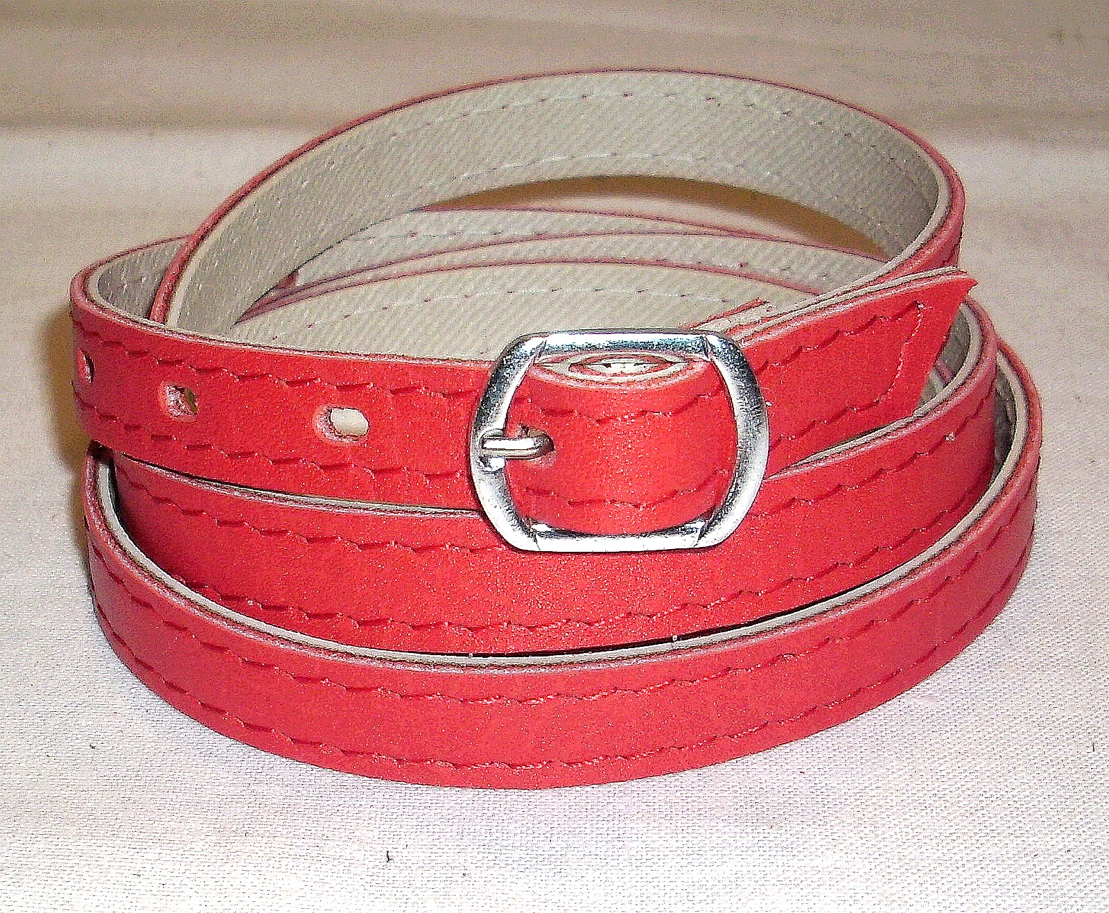 Rot 1,5 cm Silberschnalle